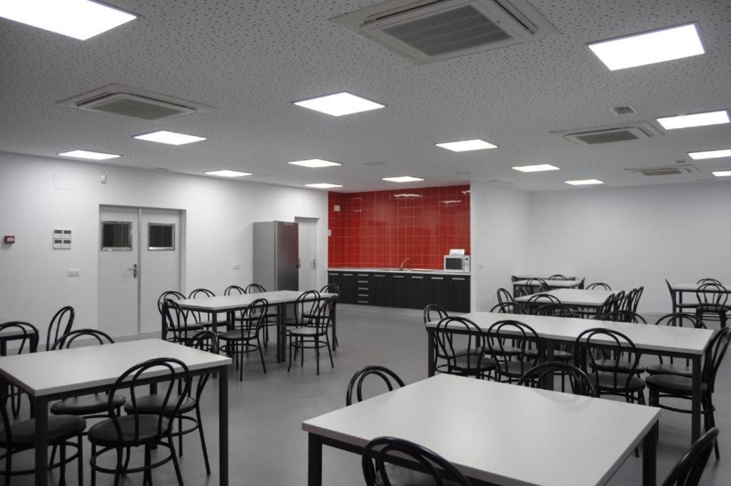 Hostel Divino Morales Arroyo de la Luz Ngoại thất bức ảnh
